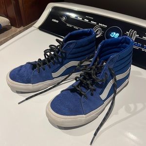 Barely worn big boys high top Vans.